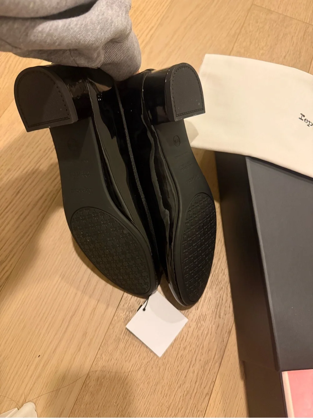 New with box and tags! Repetto Camille Black Patent Ballet Flats